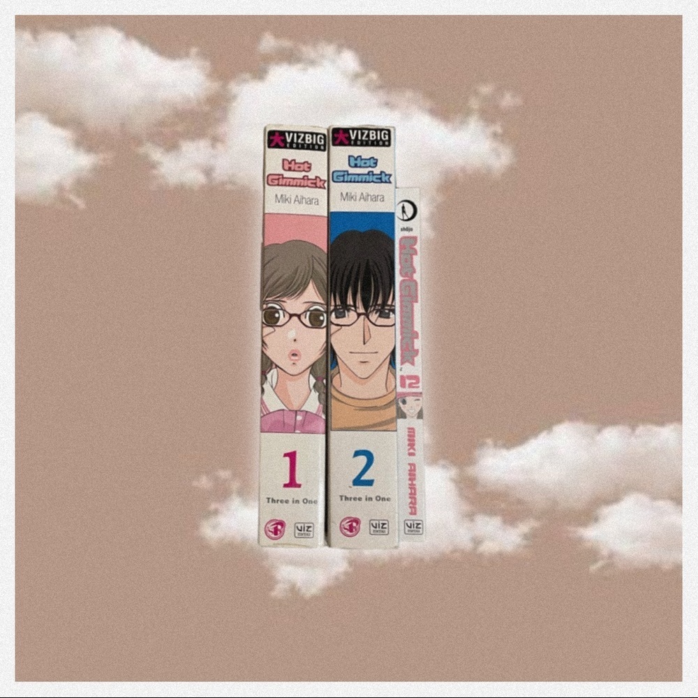 ♥︎ Hot Gimmick Manga Books ♥︎